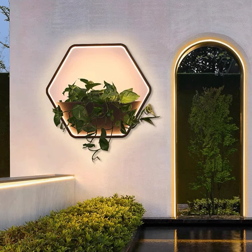 Decorative  Metal Hexagon Courtyard Wall Lamp, Black