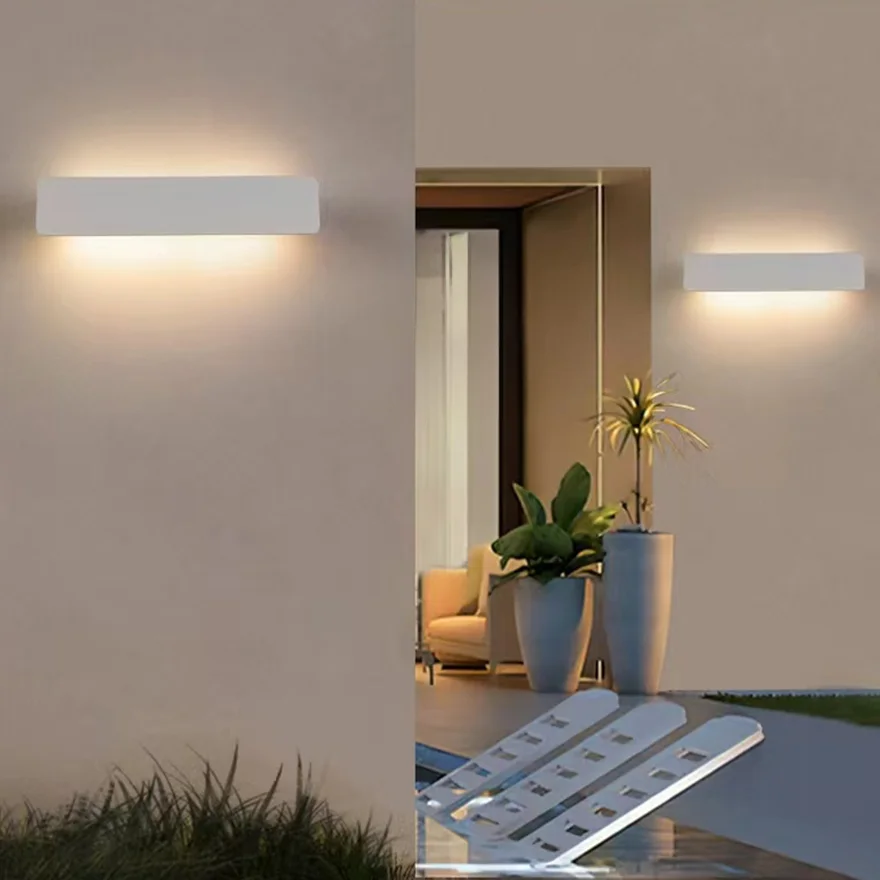 Minimalist Metal Rectangular Outdoor Wall Lamp, White/Black