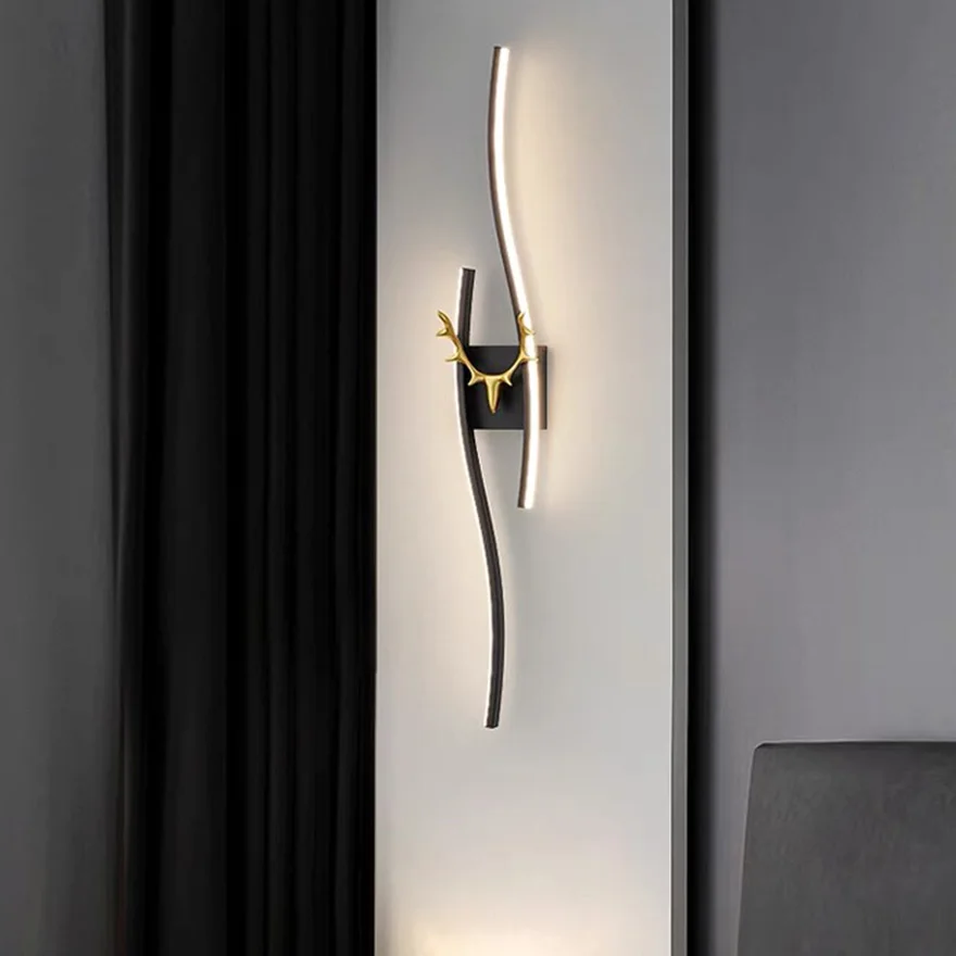 Contemporary Metal Linear Hallway Wall Lamp, Black/Gold