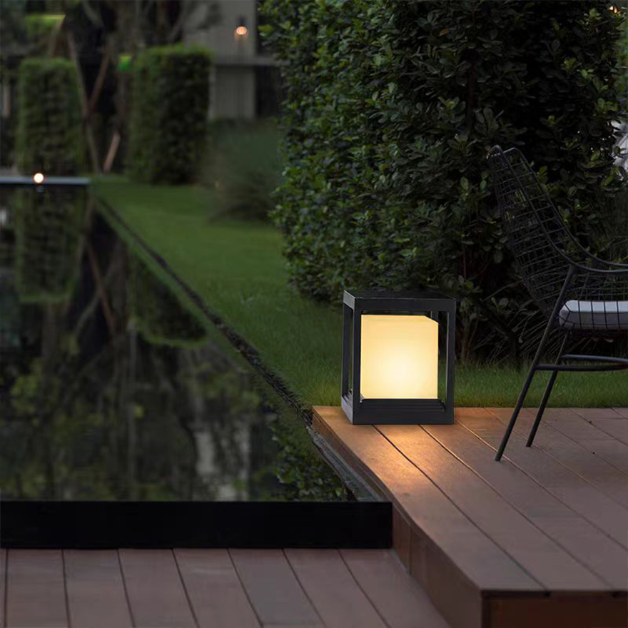 Minimalist Metal Square Garden Outdoor Lamp, Black