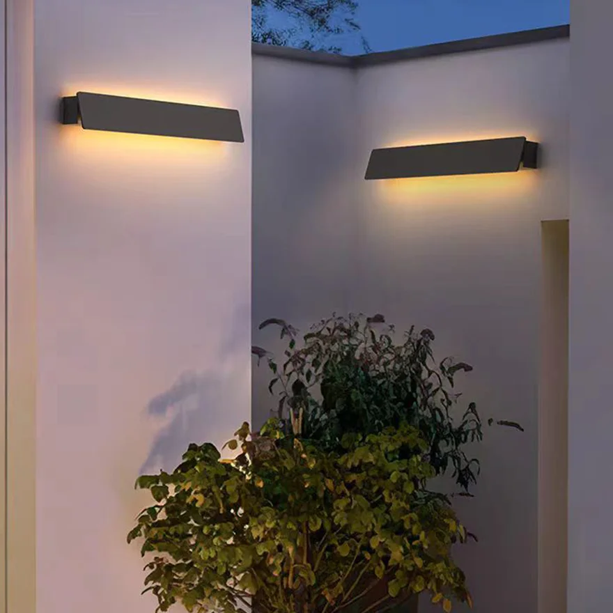 Minimalist Metal Rectangular Outdoor Wall Lamp, White/Black