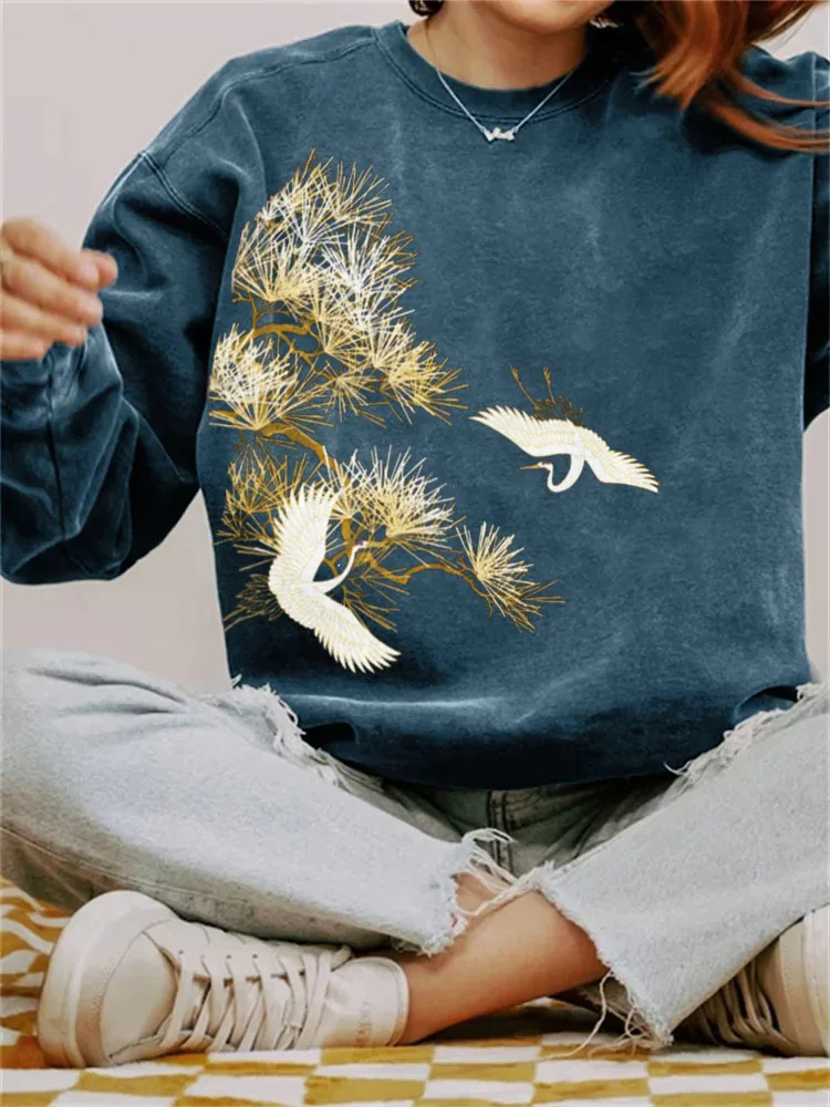 Golden Japanese Cranes Art Vintage Cozy Sweatshirt