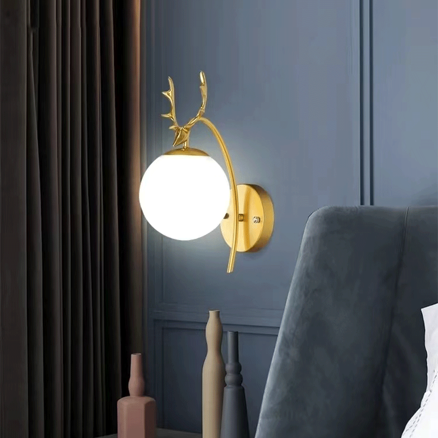 Modern Metal And Glass Deer Dining Room Wall Lamp, Black/Gold