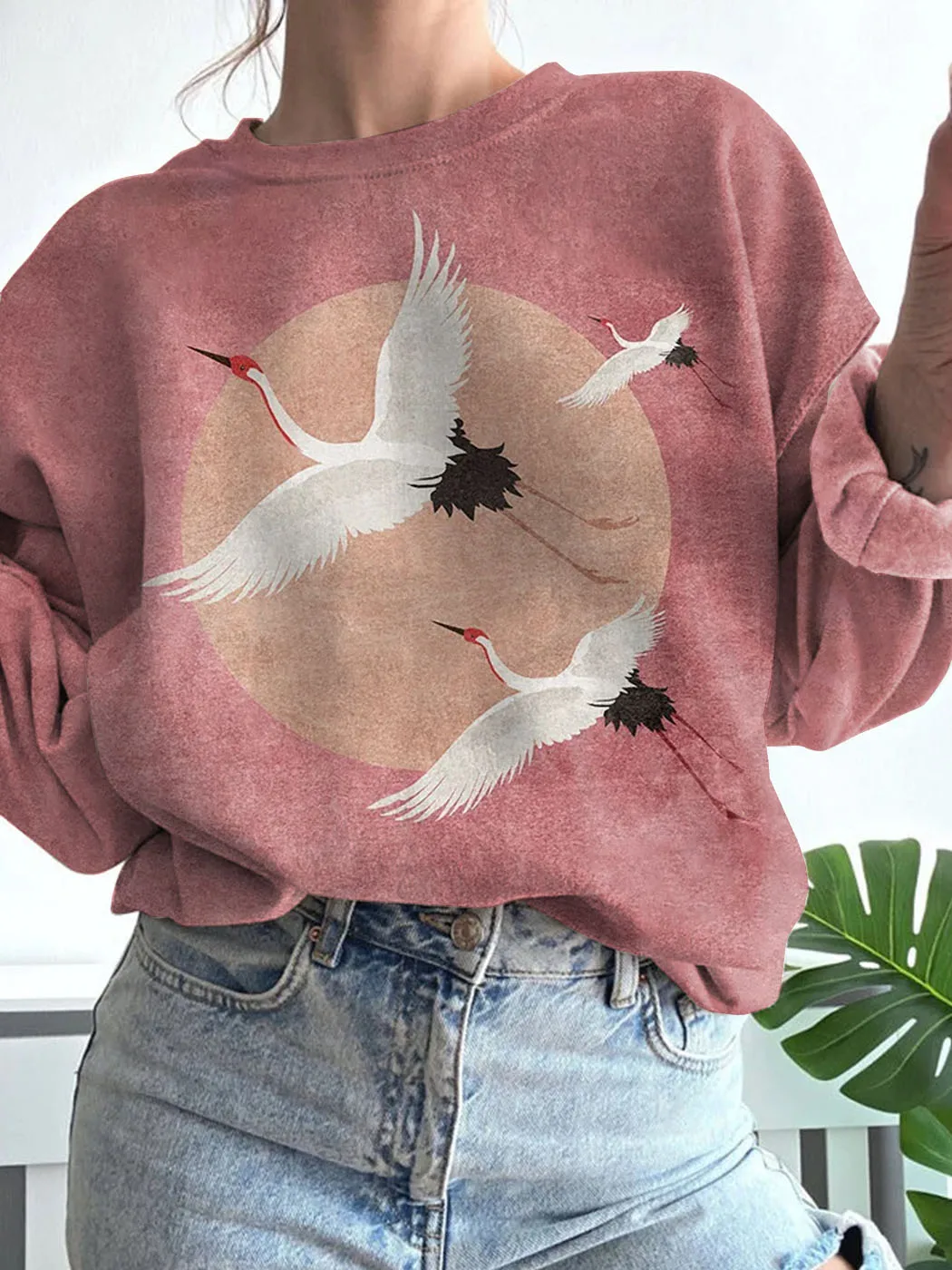 Flying Cranes Japanese Art Graphic Comfy Sweatshirt