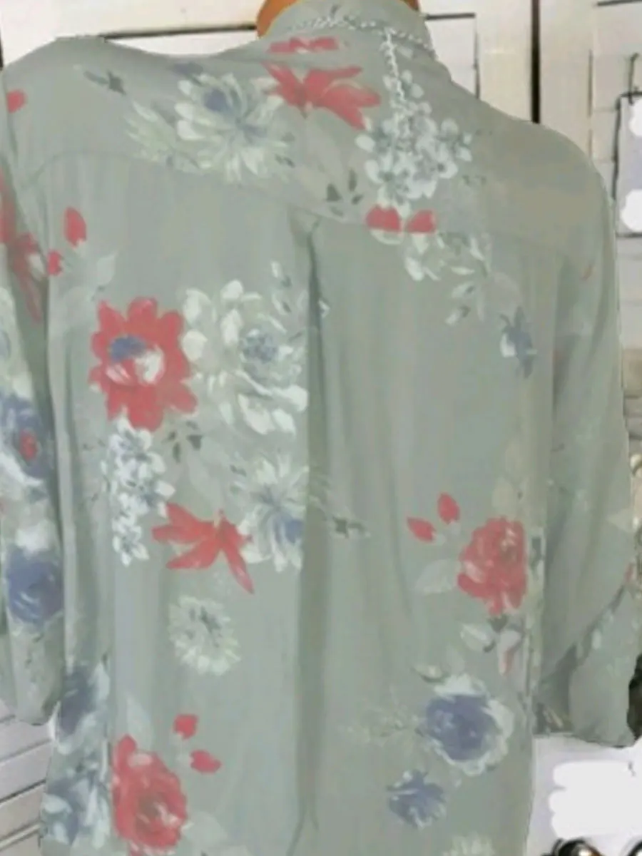 Autumn Spring Summer Cotton V-Neck Button Floral Printed Blouses