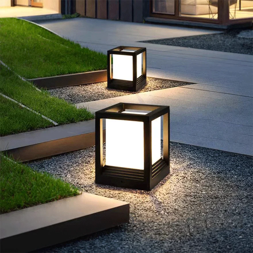 Minimalist Metal Square Garden Outdoor Lamp, Black