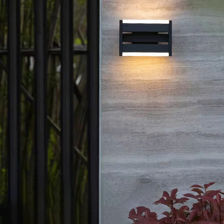 Modern  Metal Rectangular Outdoor Wall Lamp, Black